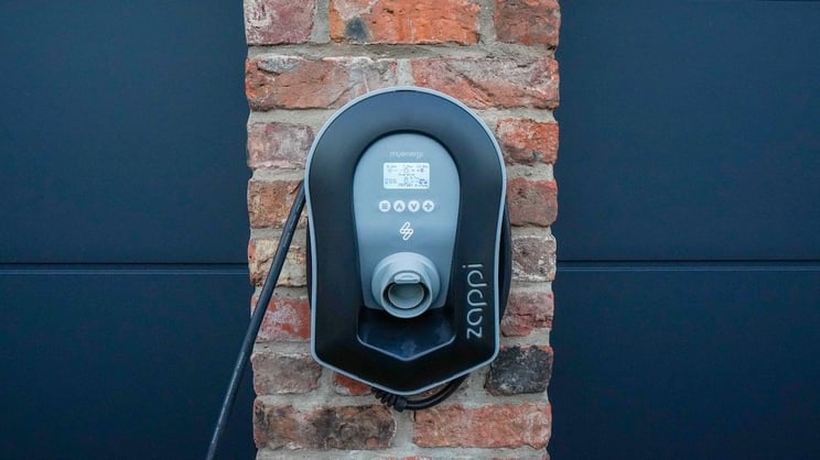 Solar Car Chargers The Best Ev Chargepoint For Pv